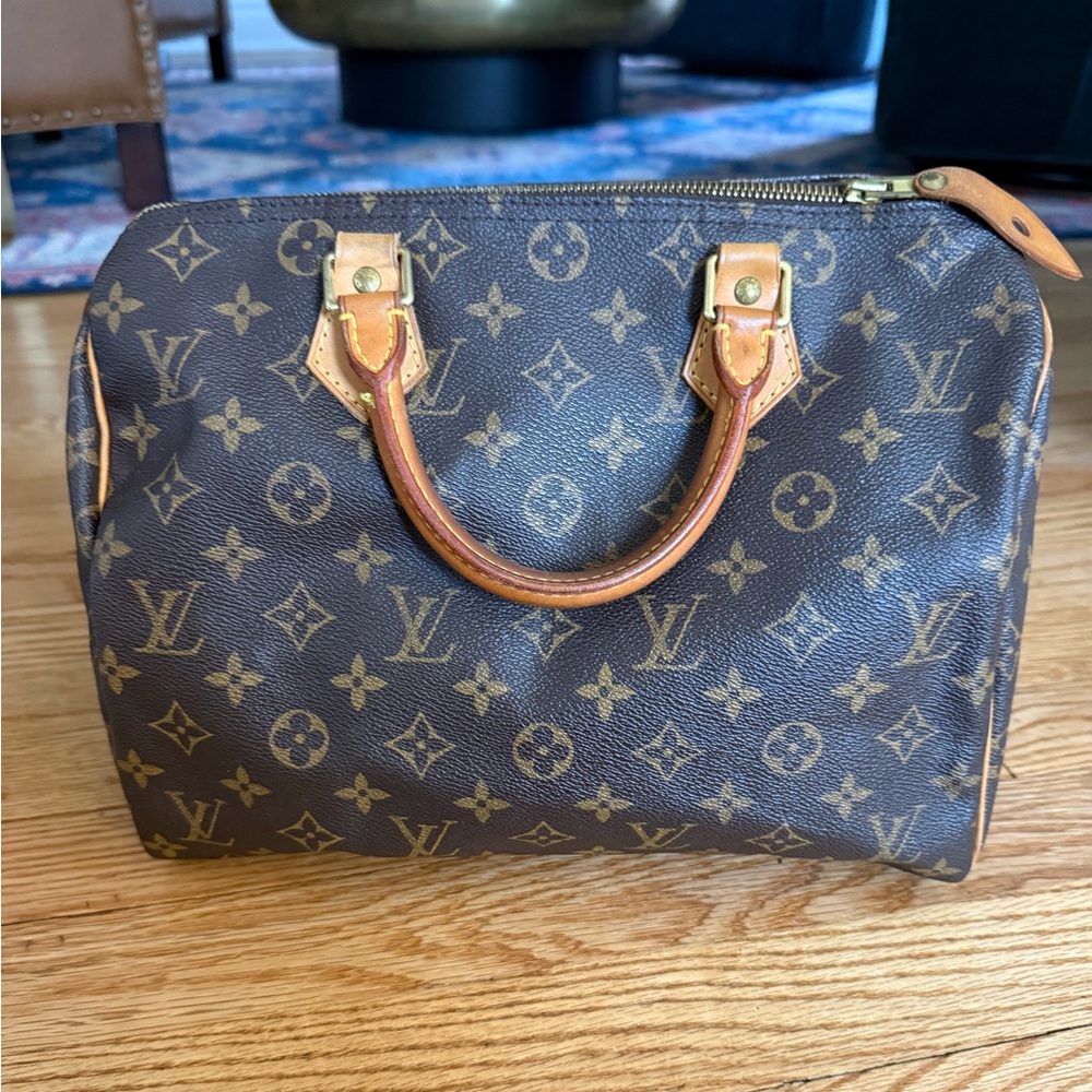 AUTHENTIC LOUIS VUITTON LV Monogram Speedy 30